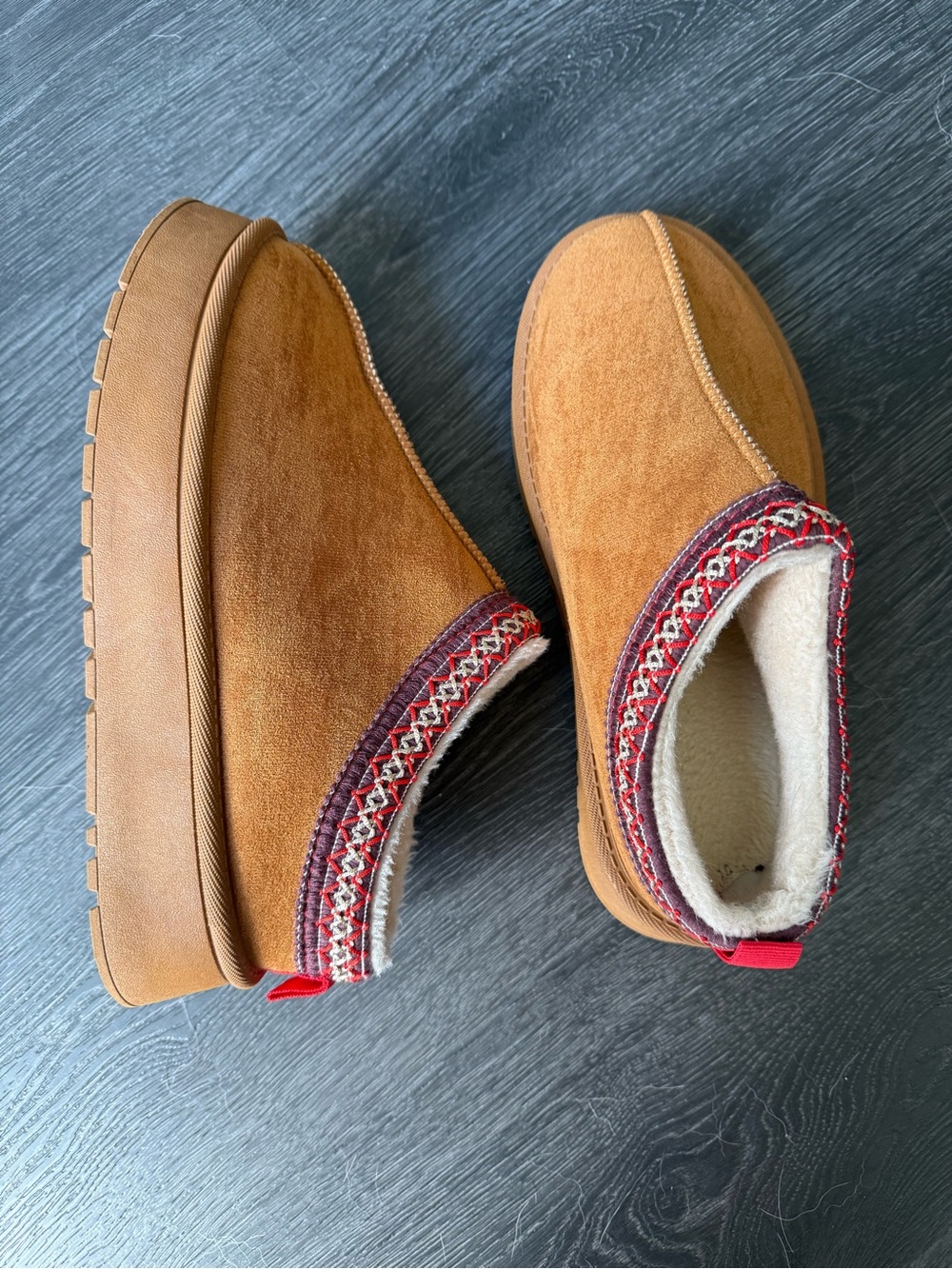 Women’s Cozy Slip-On Suede Clog - Tan with Red Trim